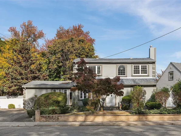 63 Brookfield Road, Valley Stream, NY 11581