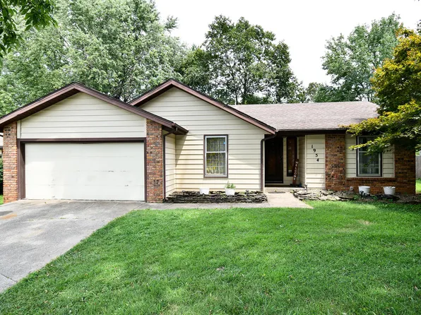 1954 S Kansas Avenue, Springfield, MO 65807