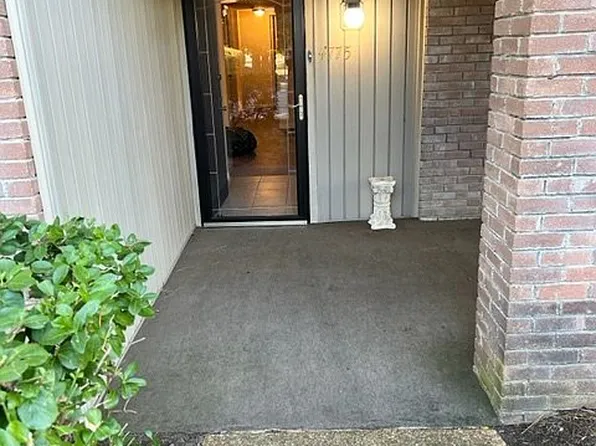 4775 Eagle Crest Dr #1, Memphis, TN 38117