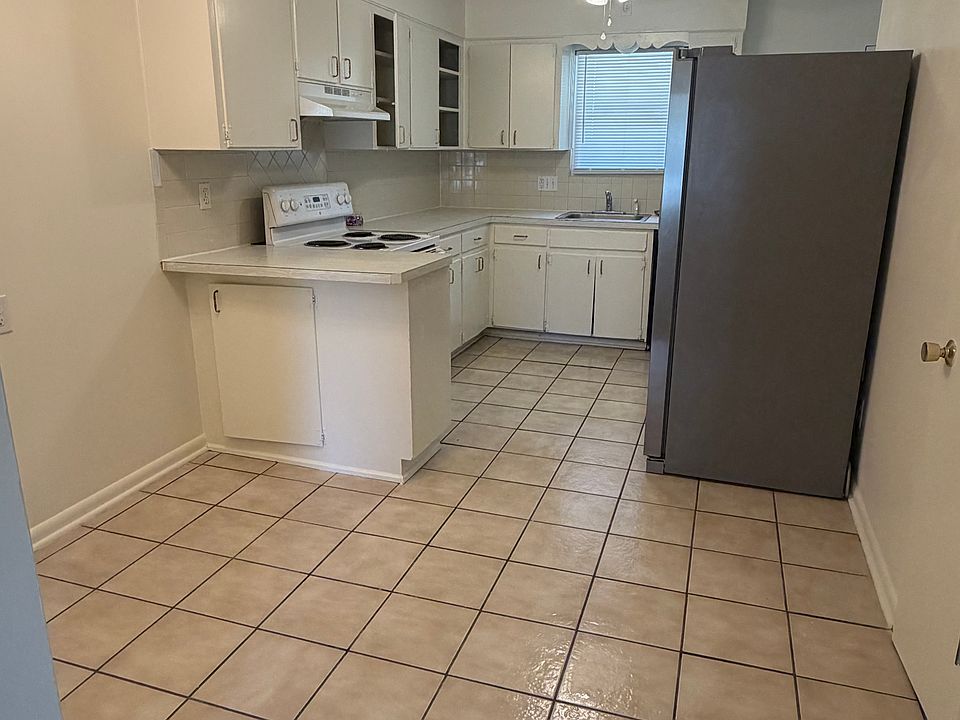 1st image of 8314 Sterling Ave #1