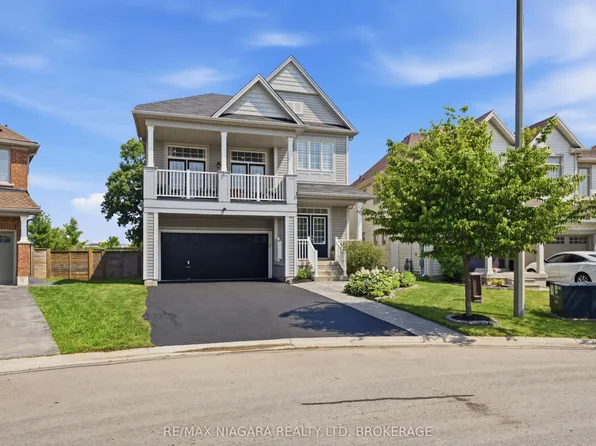 8571 Dogwood Cres, Niagara Falls, ON L2H 0K7
