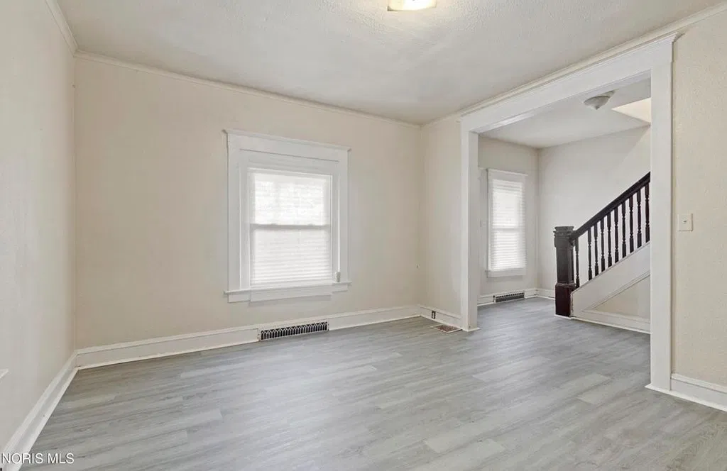 Charming 3-Bed Single Family in Toledo — Photo 4