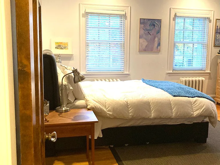Queen Primary Bedroom