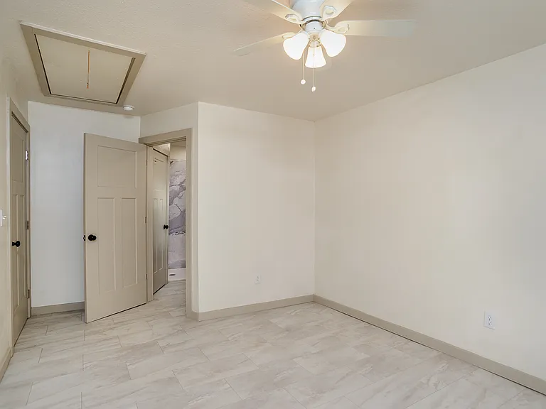 807 W Bennett Dr — Photo 29