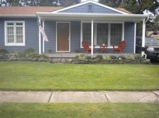 8 Haverford Rd, Somers Point, NJ 08244