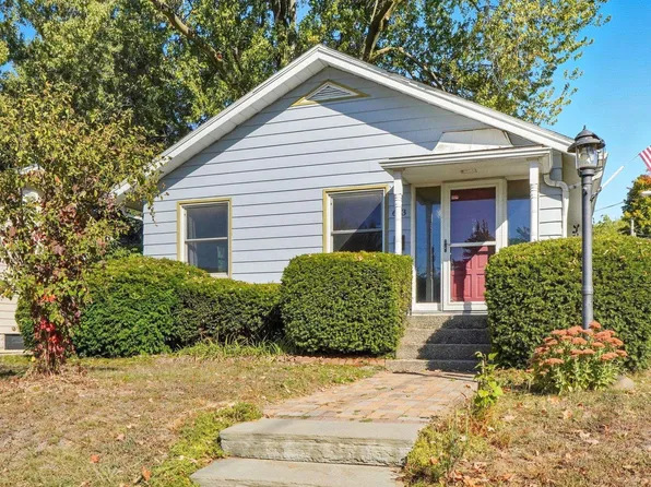 613 Stadium Dr, Fort Wayne, IN 46805