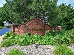 3145 S Toldt Pkwy, Milwaukee, WI 53227