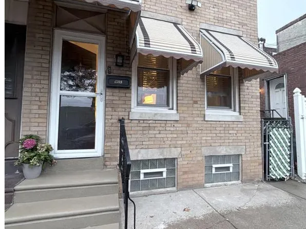 4509 Gaul St, Philadelphia, PA 19137