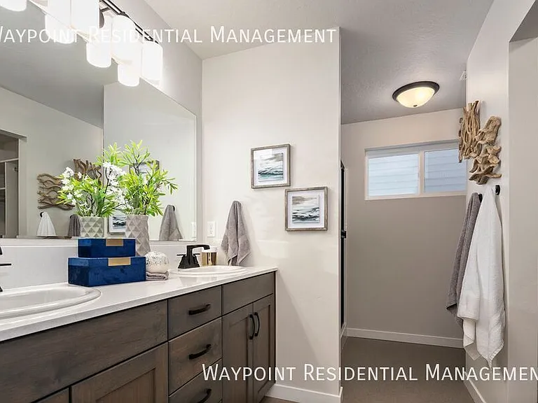 2094 S Defio Pl — Photo 26