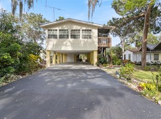 2223 S Hunt Point, Crystal River, FL 34429