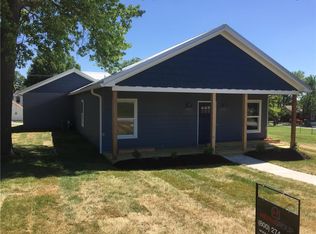 901 W Mechanic St, Harrisonville, MO 64701