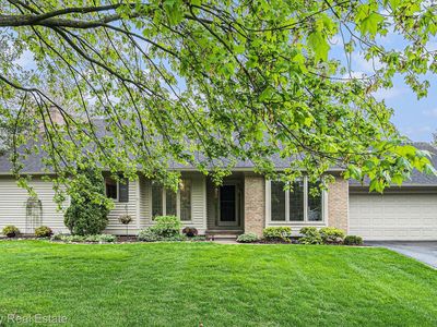 4659 Pine Eagles Dr #33, Brighton, MI, 48116