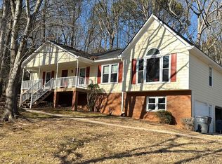 147 Springwater Trce, Woodstock, GA 30188