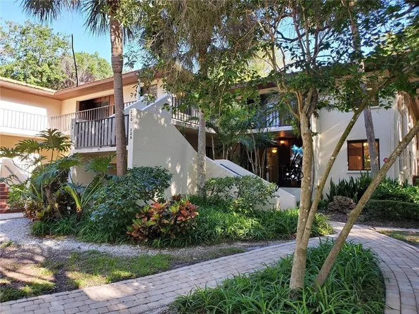 3904 MOURNING DOVE DRIVE #228, BRADENTON, FL 34210