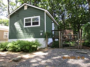 738 Brooklyn Mountain Rd, Hopatcong, NJ 07843