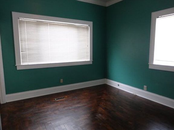 4th image of 707 N Kanawha St
