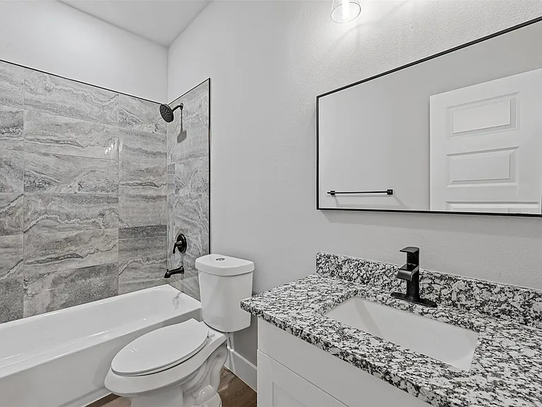 6147 Shawnee Dr — Photo 14