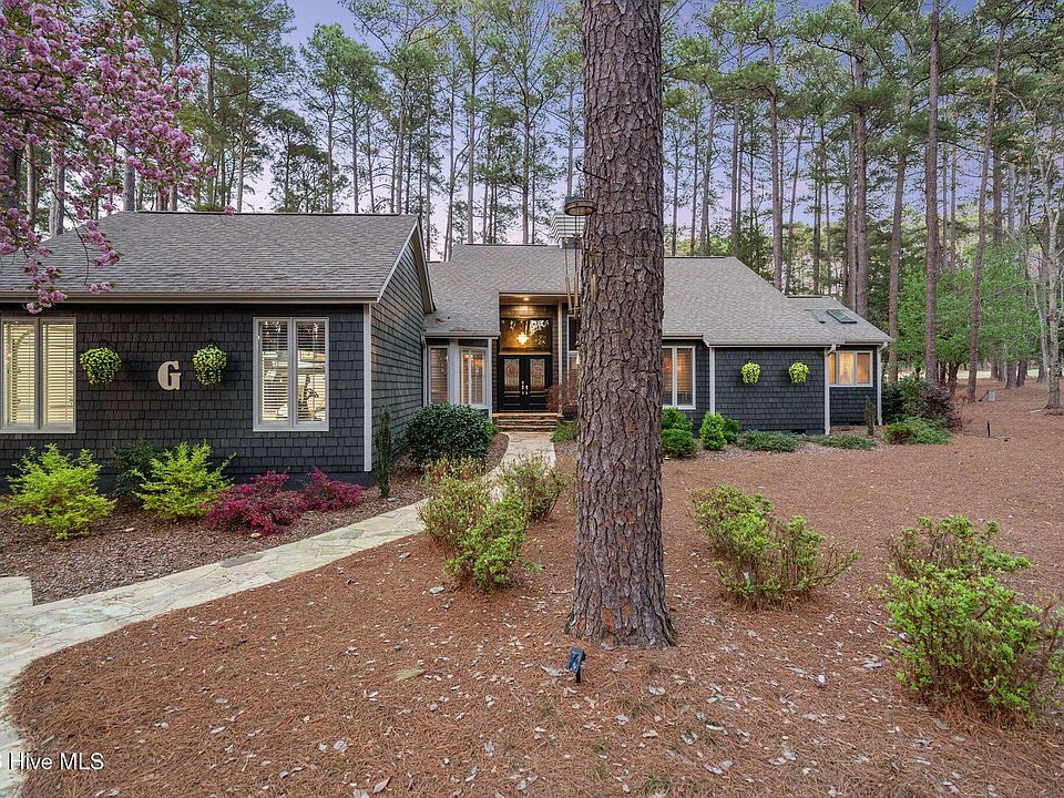 1st image of 46 Greyabbey Drive