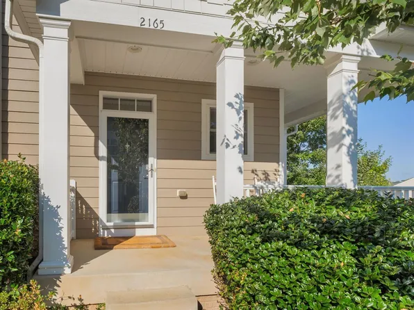 2165 Saranac Ct, Charlottesville, VA 22911