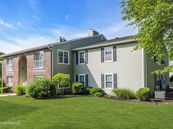 510 Harding Road #8, Freehold, NJ 07728