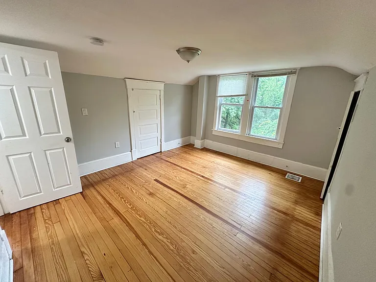 351 N Spring Rd — Photo 22