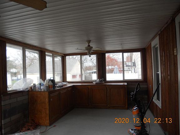 2nd image of 353 Blaine Ave