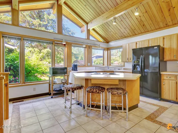 2628 Turnagain Pkwy, Anchorage, AK 99517