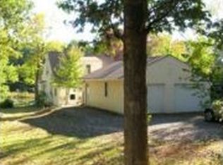 70 Tankeroosen Rd, Vernon, CT 06066