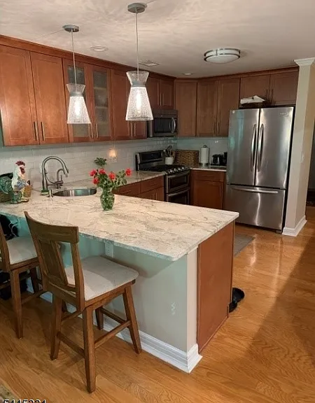 167 Riveredge Dr — Photo 1