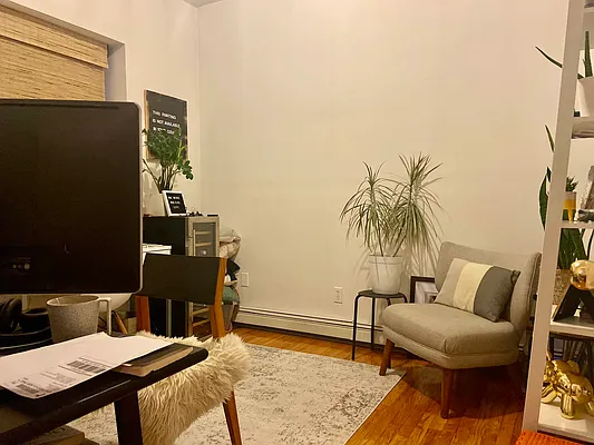 Rented by J Misrahi Realty Corp | media 3