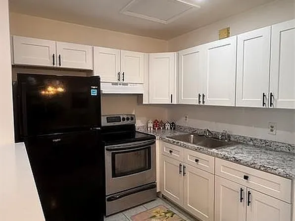 203 Tilford #J, Deerfield Beach, FL 33442