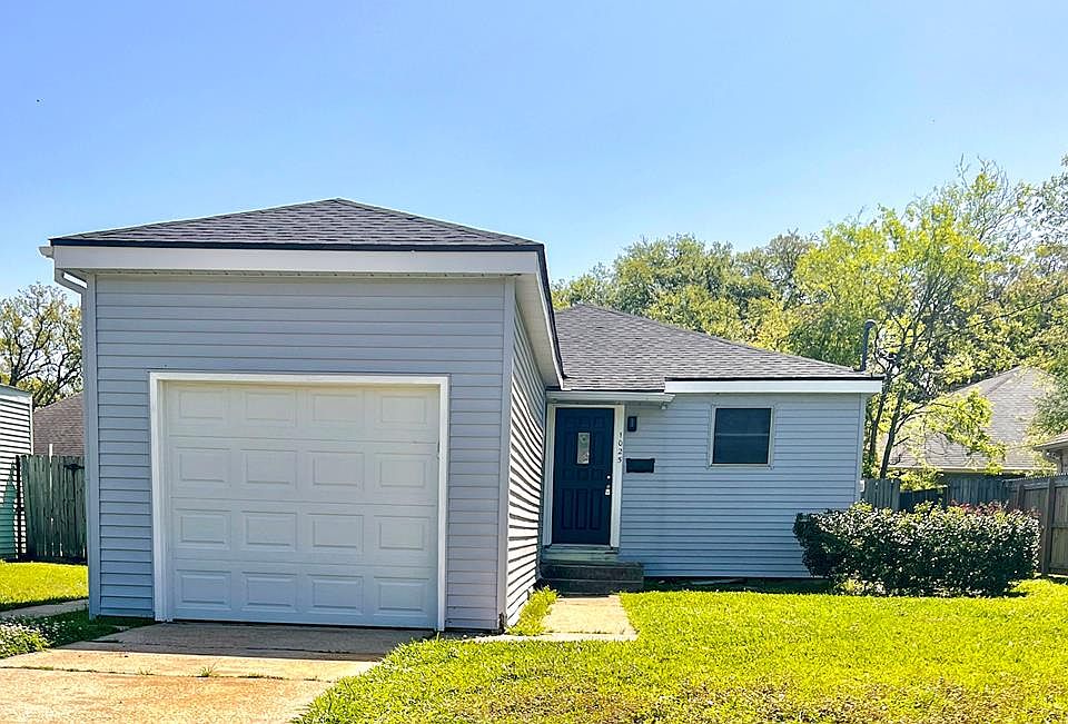 1st image of 1025 West Dr