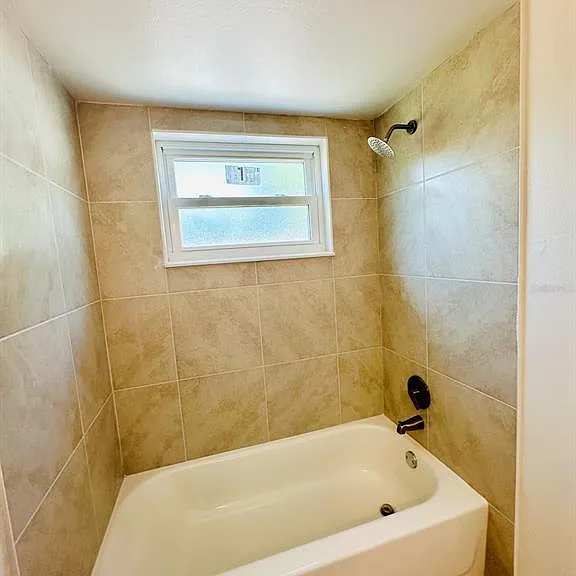 3606 Leanne Ct — Photo 10