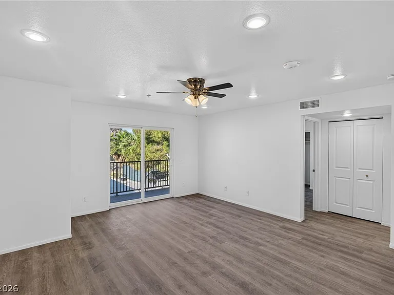 2301 Seco Adobe Cir #204 — Photo 7
