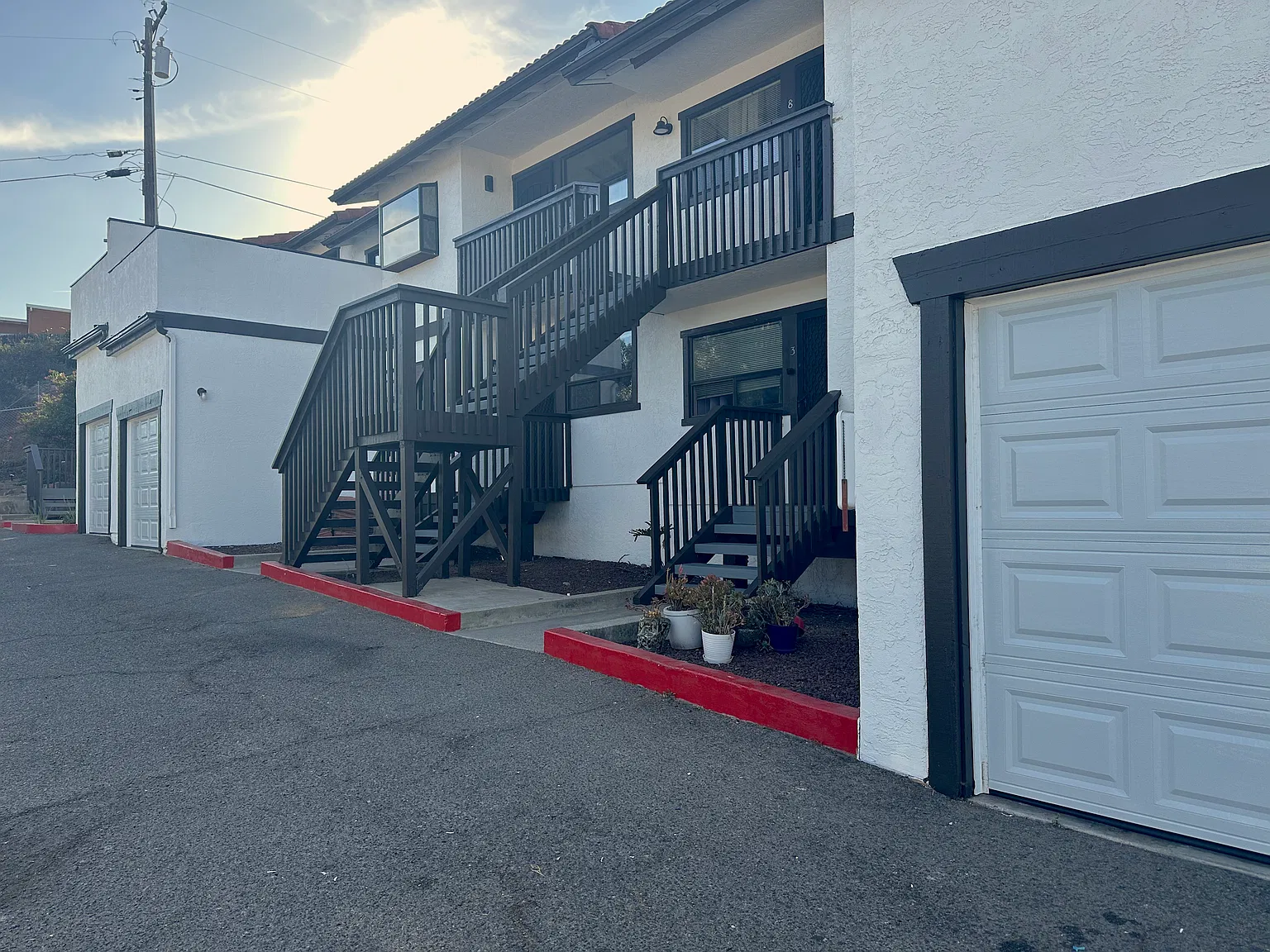 2 bed, 1060 sqft, $2,995 — Photo 1