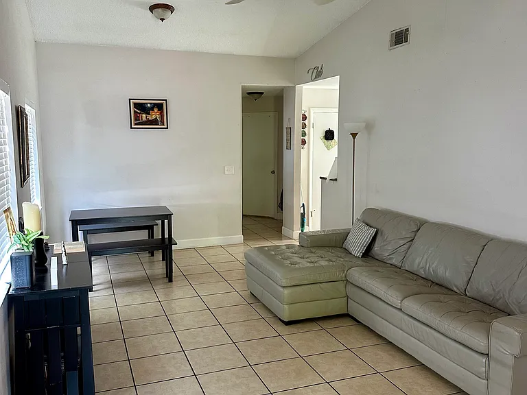 641 Macduff Ln #A — Photo 5