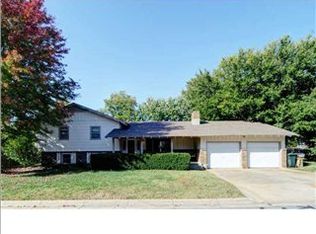 433 S 4th St, Colwich, KS 67030