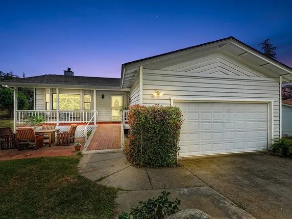 17656 Candlewood Ct, Penn Valley, CA 95946