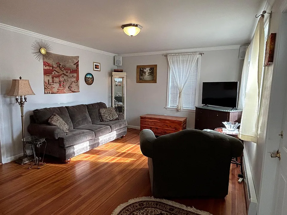 51 Silver St