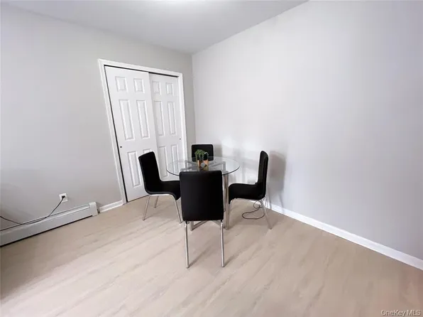 138-12 Northern Boulevard image 6 of 16