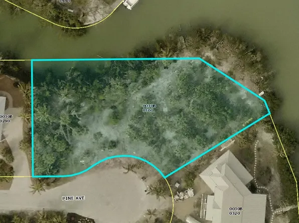 6408 Pine Ave, Sanibel, FL 33957