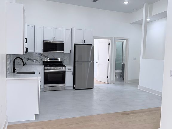 3rd image of 741 Grand St #3
