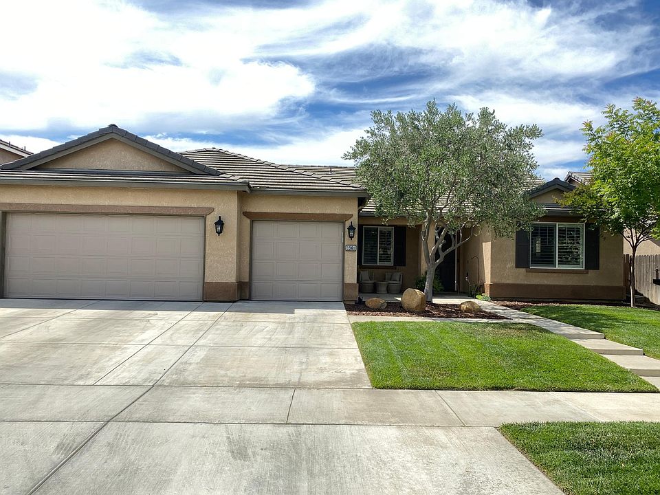 1st image of 1361 Vineyard Pl