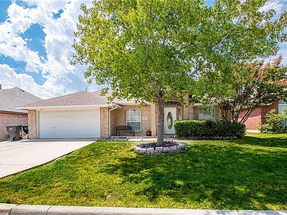 4th image of 7529 Juliet Ln