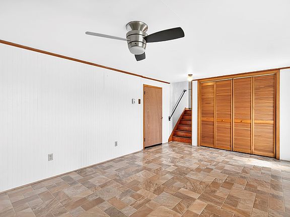4th image of 434 Elmhurst Dr