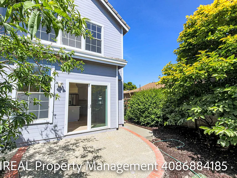4202 Cambridge Way — Photo 34