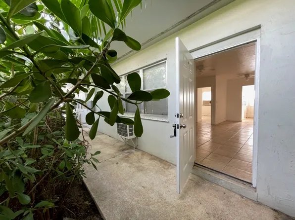 810 82nd St APT 1, Miami Beach, FL 33141