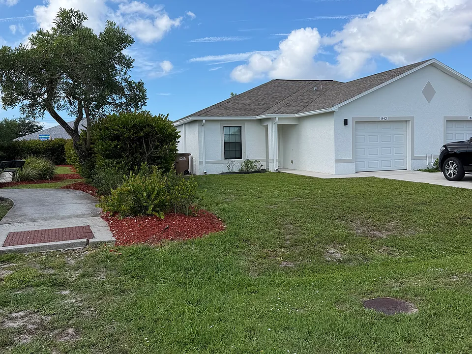 842 SW 39th Terrace Cpe #842