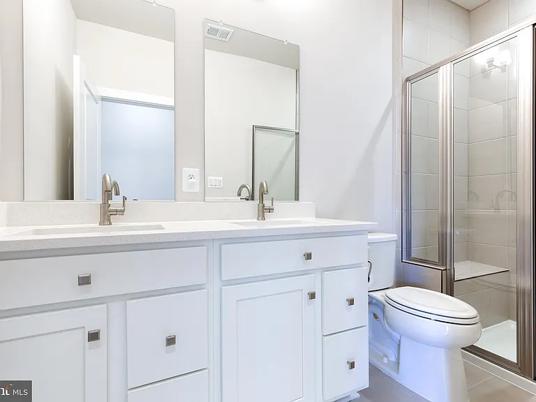 200 Hickory Hollow Ct — Photo 26