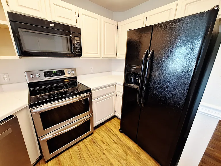 8310 Bar K Ranch Rd — Photo 16